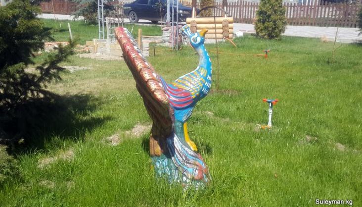 Фигурка павлина для сада, купить скульптуры в Кыргызстане.